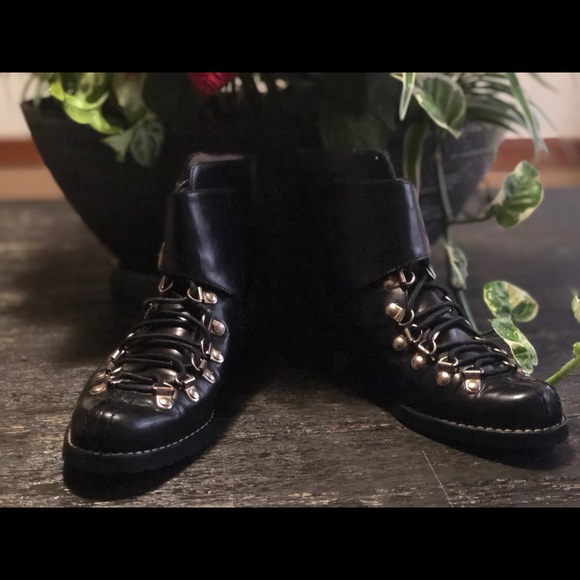 Michael Kors black leather booties - Picture 1 of 5